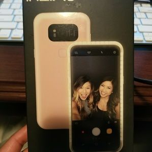 Brand new Light up selfie case.